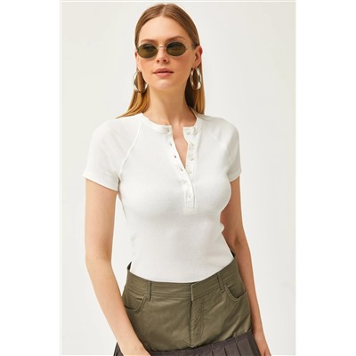 Olalook, Kadın Beyaz Düğmeli Reglan Kısa Kol Bluz BLZ-19002590