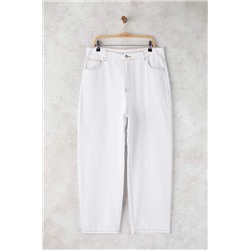 Beyaz Yüksek Bel Büyük Beden Baggy Jeans TBBAW26CJ00046