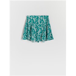 Skort