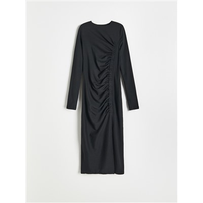 Kleid mit Raffung
