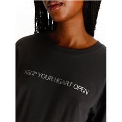 Long sleeve t-shirt