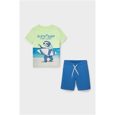 Set - Kurzarmshirt und Sweatshorts - 2 teilig