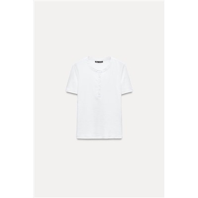 RIBBED T-SHIRT WITH BUTTONS