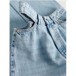 Jeans mit weitem Bein und Cut-outs an der Hüfte