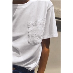 T-SHIRT WITH SWISS-EMBROIDERED POCKET