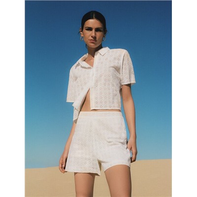 SHORTS WITH SWISS EMBROIDERY