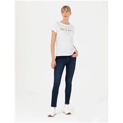 Beyaz Comfort Fit Tişört