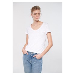 Mavi Lux Touch V Yaka Beyaz Modal Tişört Slim Fit / Dar Kesim 166446-620