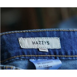 Hazzy*s 👖 джинсы отшиты на фабрике из остатков оригинальной ткани бренда. цена на оф сайте выше 12 000)