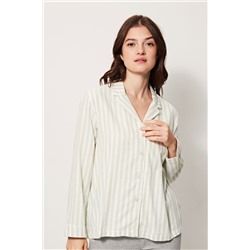 Camisa Verde claro y blanco