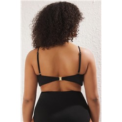 Siyah Yıldız Aksesuar Detaylı Askılı Büyük Beden Bikini Üstü TBBSS25CT00003