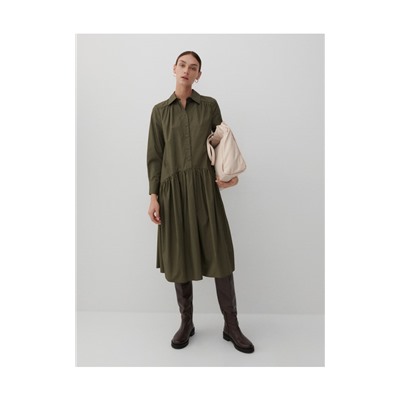 Kleid mit weitem Rüschensaum