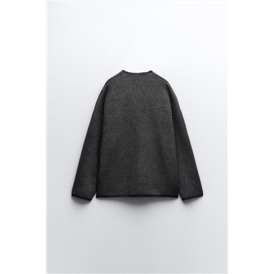 KNIT SWEATER WITH CONTRAST TOPSTITCHING