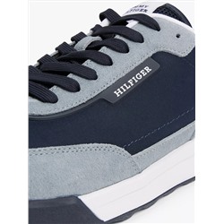 Classic Suede Running Sneaker