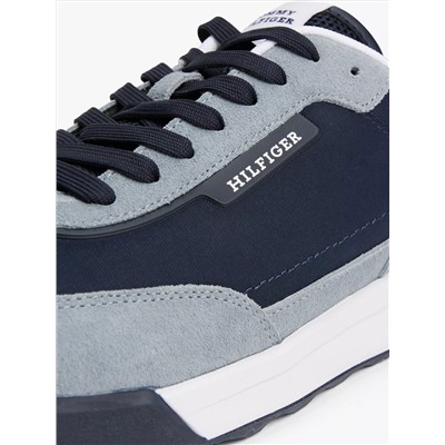 Classic Suede Running Sneaker