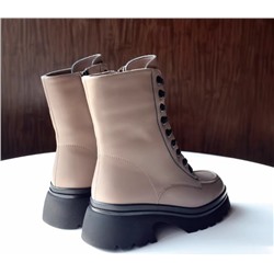 Ботинки «Мартин*с» из натуральной кожи на шнуровке