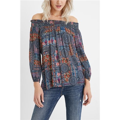 Blusa boho cuello barco
