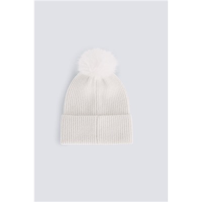 Gorro punto pompón