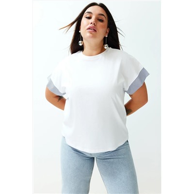 Beyaz Oversize Kolda Çizgili Poplin Kumaş Detaylı %100 Pamuk Örme Büyük Beden T-Shirt TBBSS24BF00001