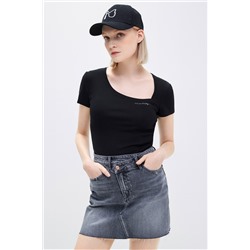 Camiseta Negro