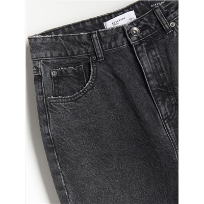 Fit Mom Jeans Im Used-Look