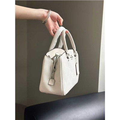 Женская сумка  Coach Savannah carryall (Размер 28,5*18* см)