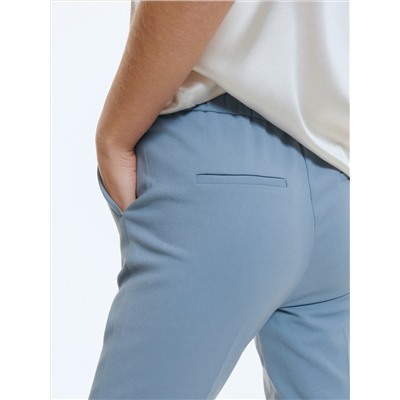 Zigarettenhose mit elastischem Bund