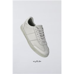 LEATHER TRAINERS
