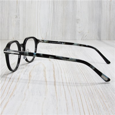 FE00769 - Оправа TOM FORD TF5924  C.01A black