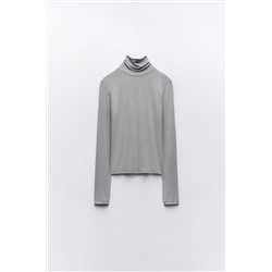TURTLENECK T-SHIRT