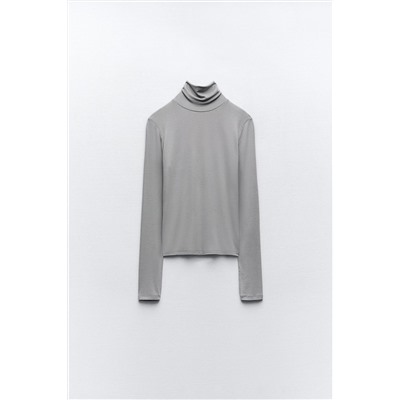 TURTLENECK T-SHIRT