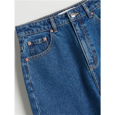 Jeans mit weitem Bein