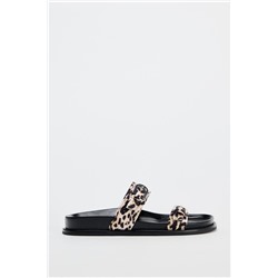 ANIMAL PRINT FLAT SANDALS WITH BUCKLES