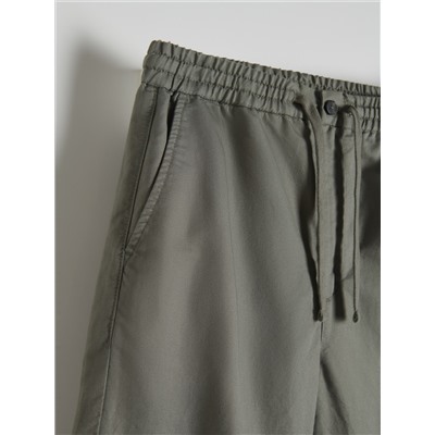 Chino-Shorts mit hohem Leinenanteil