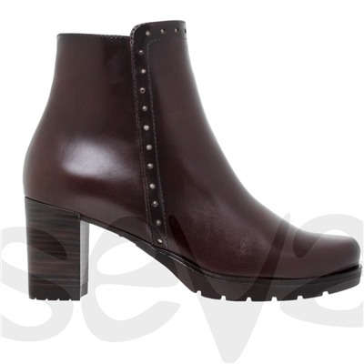 Desiree, BOTIN SEÑORA PIEL