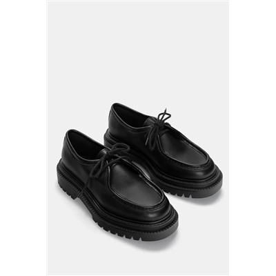 Zapatos acordonados