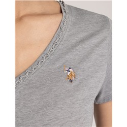 SCALLOP TRIM V-NECK T-SHIRT