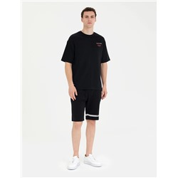 Siyah Regular Fit Bisiklet Yaka Tişört