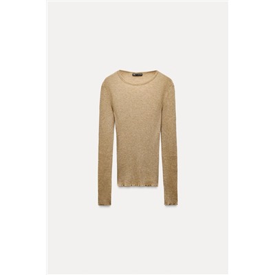 RIBBED LONG SLEEVE T-SHIRT