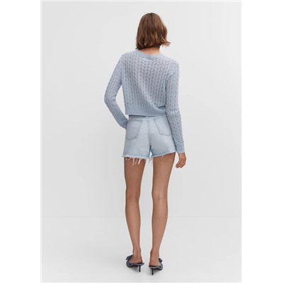 Shorts rectos bajo deshilachado