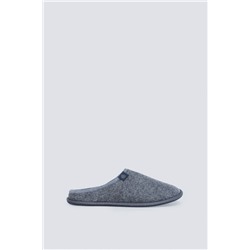 Zapatilla casa destalonada