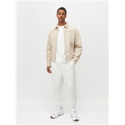 Jacke mit Kragen