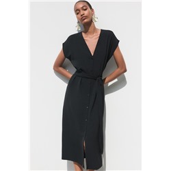 FLOWING DRESS WITH BELT