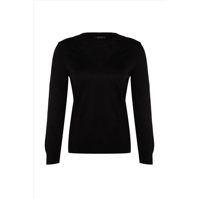 Siyah Pencere/Cut Out Detaylı Triko Kazak TBBAW24AN00061
