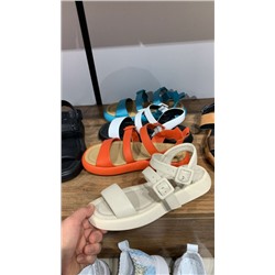 Босоножки голубые