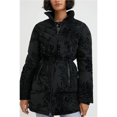 Chaqueta slim acolchada capucha