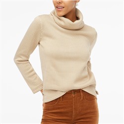 Long-sleeve funnelneck pullover