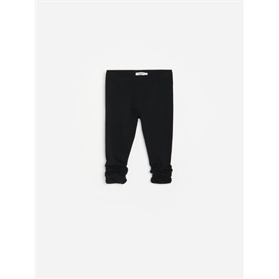Leggings mit gerafften Säumen