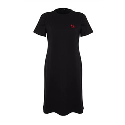 Siyah Nakış Detaylı Örme Maxi/Uzun %100 Pamuk T-shirt Elbise TBBSS24AH00084