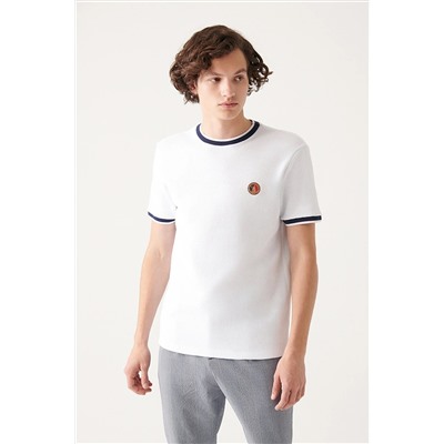 Avva Erkek Beyaz %100 Pamuk Bisiklet Yaka Dokulu Marine Baskılı Standart Fit Normal Kesim T-shirta31y1034 A31Y1034